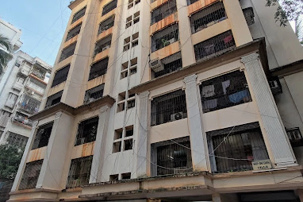 Flat for sale in Hardarshan Villa, Khar West