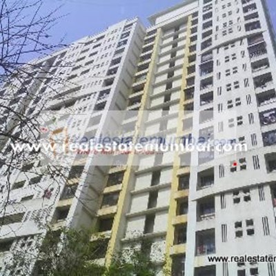 Flat on rent in Shah Arcade 2, Malad East