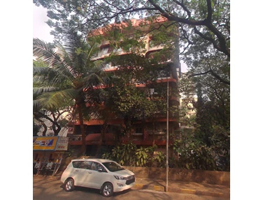 Flat on rent in Meena Mahal, Bandra West