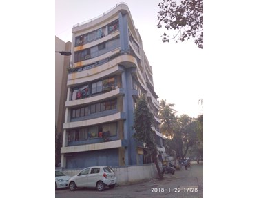 Flat on rent in Humjoli CHS, Santacruz West