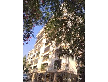 Flat on rent in Dheeraj Dhan, Bandra West