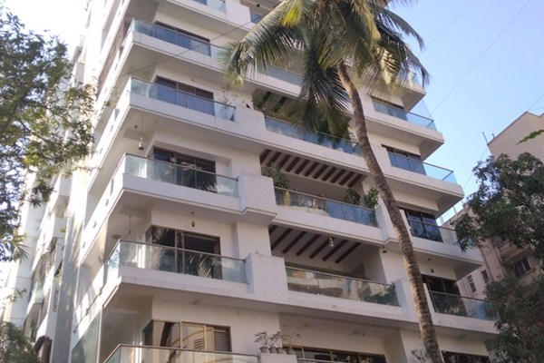 Flat on rent in Chitra, Santacruz West