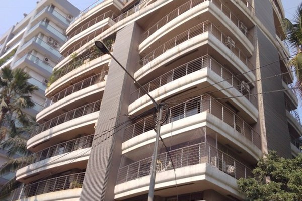 Flat for sale in Lewis Villa, Santacruz West