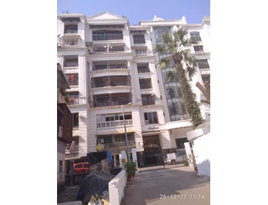 Flat on rent in Dheeraj Aashna, Bandra West