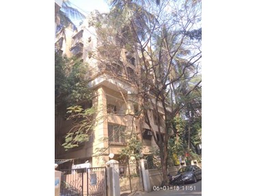 Flat on rent in Koumari, Khar West