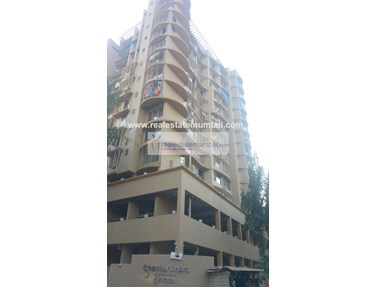 Flat on rent in Shankar Dhara, Vile Parle West