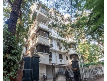 Flat on rent in Bhagwati Bhuvan, Peddar Road