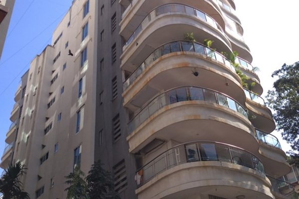 Flat for sale in Bhagwanti Heights, Khar West