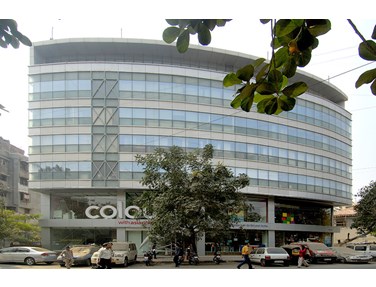 Office on rent in Dheeraj Plaza, Bandra West