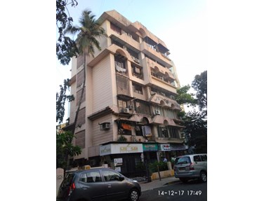 Flat on rent in Royal Crest, Bandra West