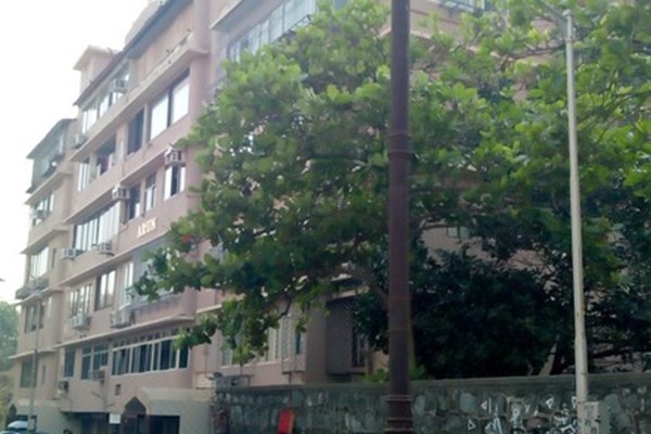 Flat for sale in Arun Apartment, Nepeansea Road