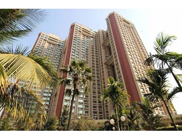 Flat on rent in Oberoi Gardens, Kandivali East