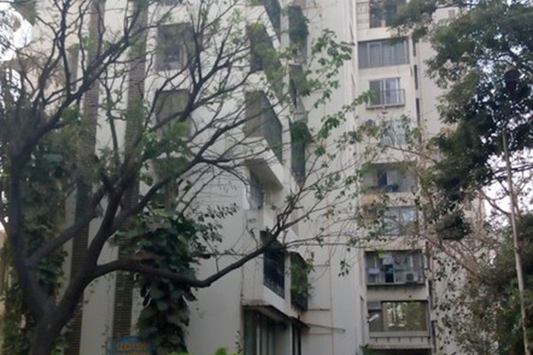 Flat for sale in Lloyds Garden, Prabhadevi