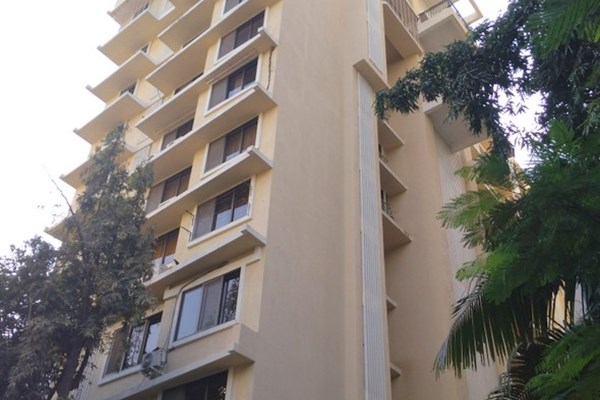 Flat on rent in Palazzo Landmark, Santacruz West