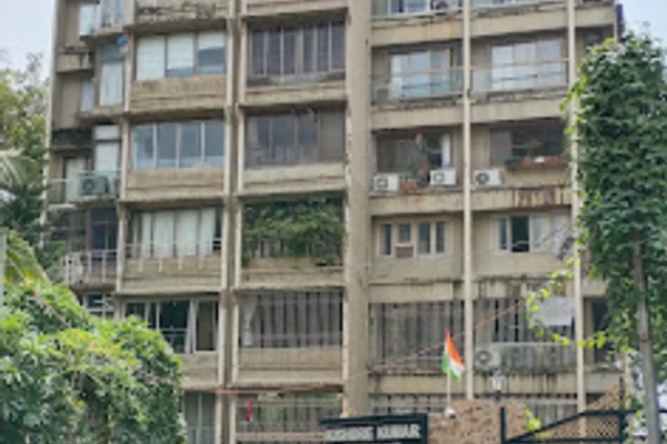 Flat on rent in Apsara Apartment, Juhu