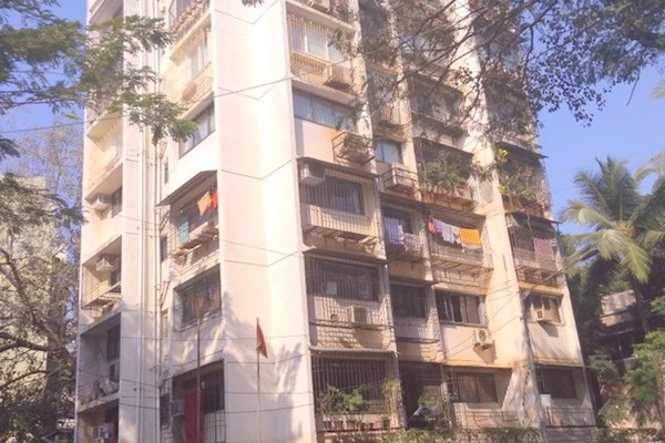 Flat on rent in Bajaj Jade, Khar West