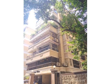 Flat on rent in Anand Dham, Khar West