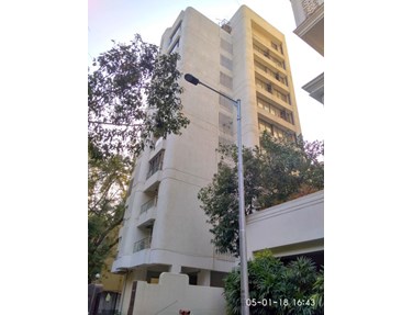 Flat on rent in Urvashi Terraces, Khar West