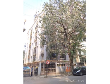 Flat on rent in Raj Flavia, Bandra West