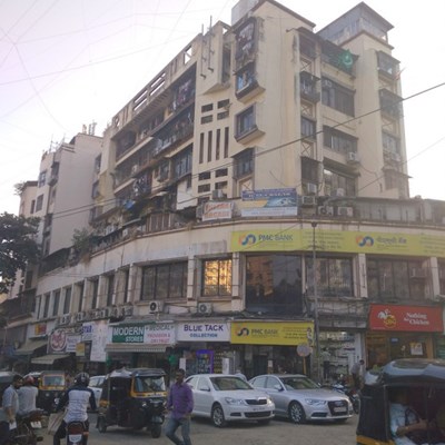 Flat for sale in Dheeraj Arcade, Bandra West