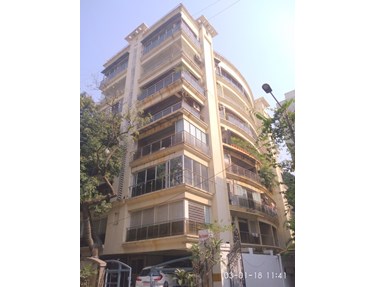 Flat on rent in Krishna, Khar West