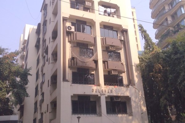 Flat on rent in Gulshan, Khar West