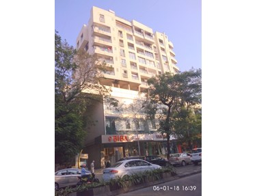 Flat on rent in Rajdoot, Khar West