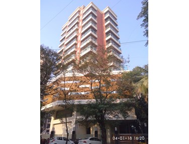 Flat on rent in Kukreja House, Khar West