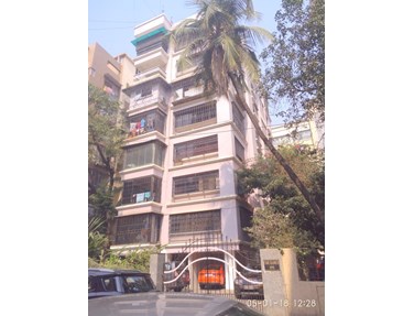 Flat on rent in The Ranes, Khar West