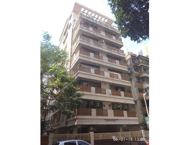 Flat on rent in Roshandeep, Khar West