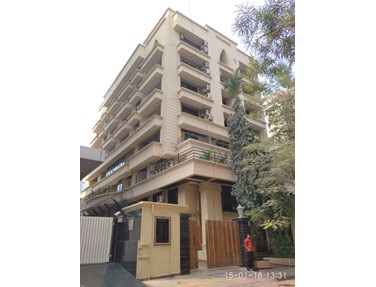 Flat on rent in Anand Villa, Santacruz West