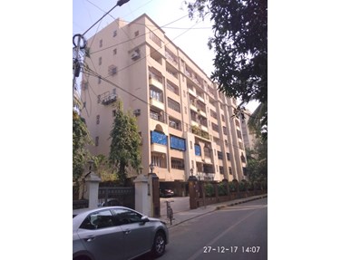 Flat on rent in Eden Roc, Bandra West