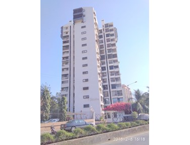 Flat on rent in Shishira Tower, Andheri West