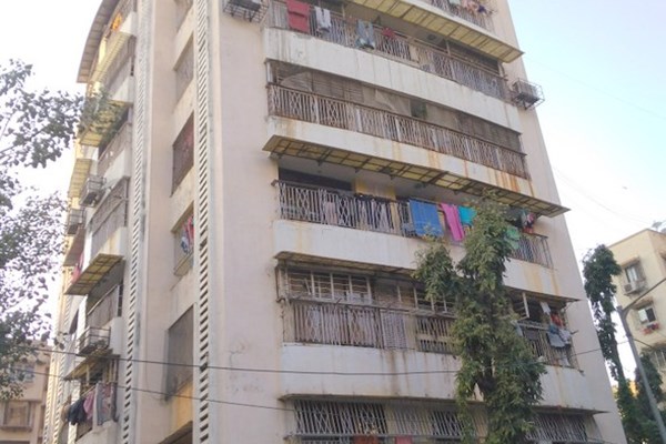 Flat for sale in Saturn, Santacruz West