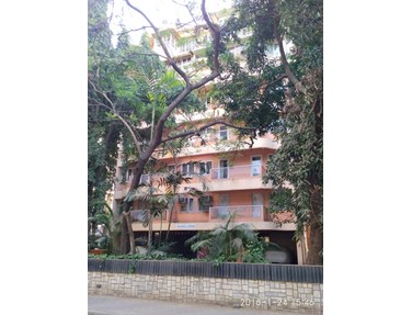 Flat on rent in Maryland, Santacruz West