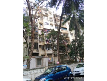 Flat on rent in Rajnigandha, Juhu