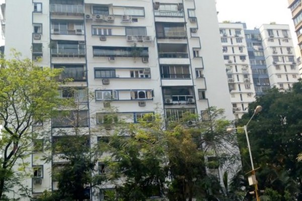 Flat for sale in Mehrnaz, Cuffe Parade