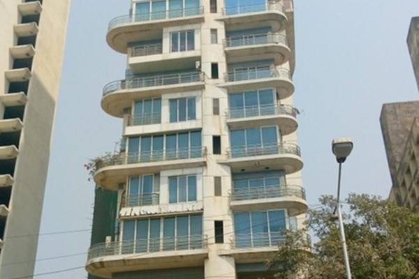 Flat for sale in Queens Court, Worli