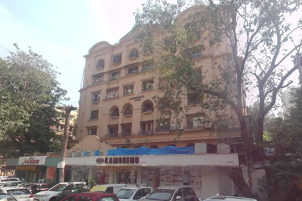 Flat on rent in Videocon House, Nepeansea Road