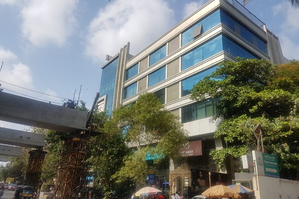 Office on rent in Landmark, Andheri West