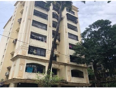 Flat on rent in Neel Kamal, Khar West