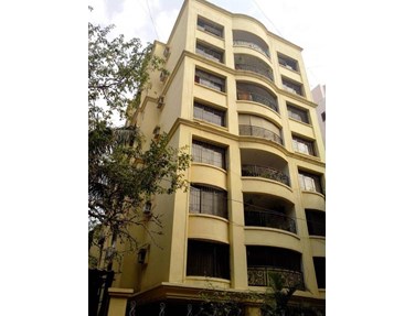 Flat on rent in Ferndale, Khar West