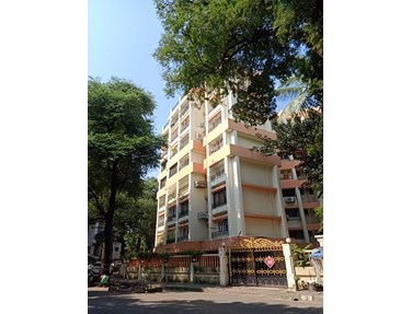 Flat on rent in Royal Gate, Andheri West