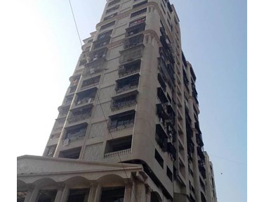 Flat on rent in Parasmani Tower, Dadar East