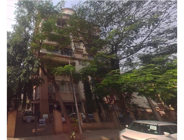 Flat on rent in Tara Mahal, Khar West