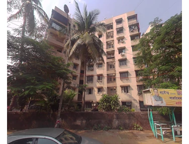 Flat on rent in Deepak Silverene, Bandra West