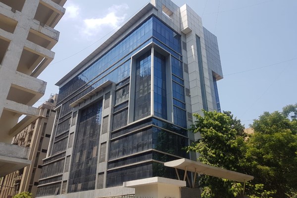 Office on rent in Agarwal Golden Chambers, Andheri West