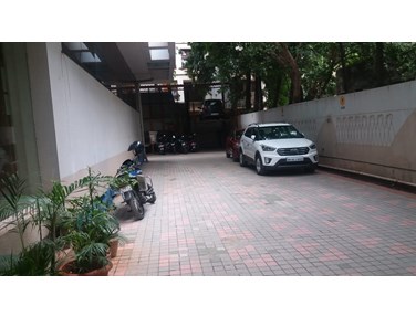 Office on rent in Satyadev Plaza, Andheri West