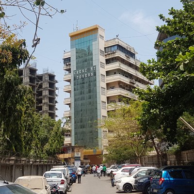 Office on rent in Crescent Towers, Andheri West