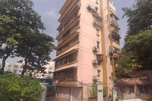 Flat for sale in Sunita, Bandra West